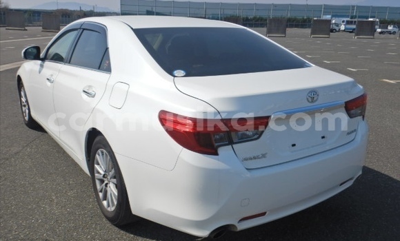 Acheter Occasion Voiture Toyota Mark X Blanc à Beitbridge, Matabeleland South Acheter Occasion Voiture Toyota Mark X Blanc à Beitbridge, Matabeleland South