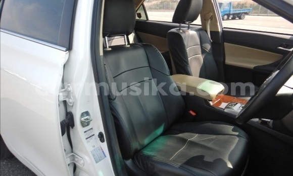 Acheter Occasion Voiture Toyota Mark X Blanc à Beitbridge, Matabeleland South Acheter Occasion Voiture Toyota Mark X Blanc à Beitbridge, Matabeleland South