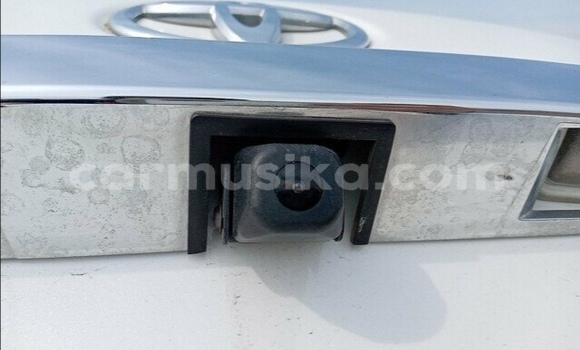 Acheter Occasion Voiture Toyota Mark X Blanc à Beitbridge, Matabeleland South Acheter Occasion Voiture Toyota Mark X Blanc à Beitbridge, Matabeleland South