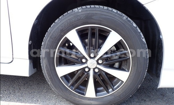 Acheter Occasion Voiture Toyota Wish Gris à Beitbridge, Matabeleland South Acheter Occasion Voiture Toyota Wish Gris à Beitbridge, Matabeleland South