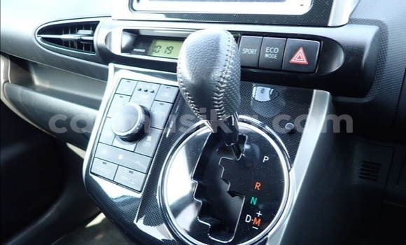 Acheter Occasion Voiture Toyota Wish Gris à Beitbridge, Matabeleland South Acheter Occasion Voiture Toyota Wish Gris à Beitbridge, Matabeleland South