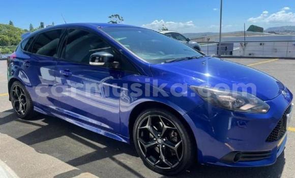 Buy Used Ford Focus Blue Car in Beitbridge in Matabeleland South