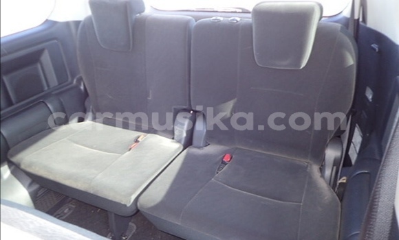 Nunua Ilio tumika Toyota Noah Fedha Gari ndani ya Beitbridge nchini Matabeleland Kusini Nunua Ilio tumika Toyota Noah Fedha Gari ndani ya Beitbridge nchini Matabeleland Kusini