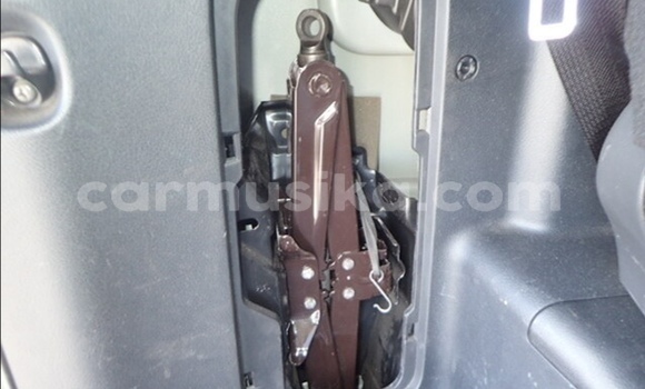 Nunua Ilio tumika Toyota Noah Fedha Gari ndani ya Beitbridge nchini Matabeleland Kusini Nunua Ilio tumika Toyota Noah Fedha Gari ndani ya Beitbridge nchini Matabeleland Kusini