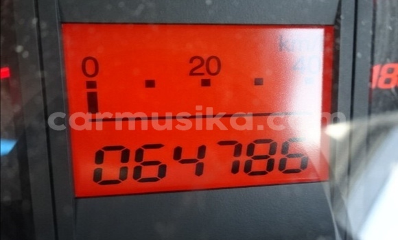 Acheter Occasion Voiture Honda Fit Blanc à Beitbridge, Matabeleland South Acheter Occasion Voiture Honda Fit Blanc à Beitbridge, Matabeleland South