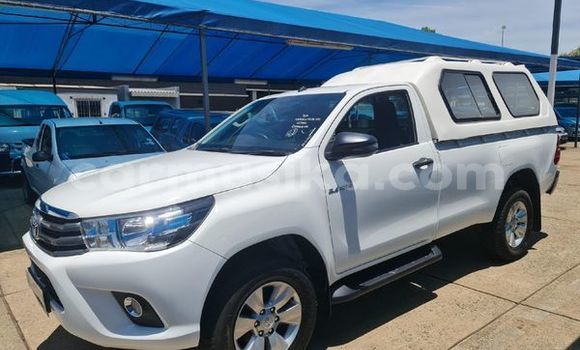 Acheter Occasion Voiture Toyota Hilux Blanc à Beitbridge, Matabeleland South Acheter Occasion Voiture Toyota Hilux Blanc à Beitbridge, Matabeleland South