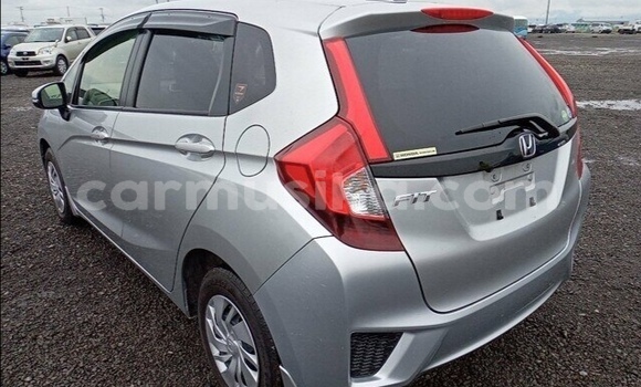 Acheter Occasion Voiture Honda Fit Gris à Beitbridge, Matabeleland South Acheter Occasion Voiture Honda Fit Gris à Beitbridge, Matabeleland South