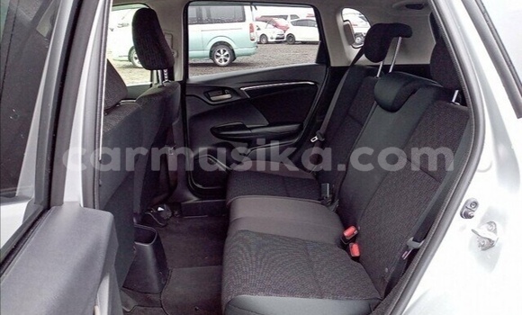 Acheter Occasion Voiture Honda Fit Gris à Beitbridge, Matabeleland South Acheter Occasion Voiture Honda Fit Gris à Beitbridge, Matabeleland South