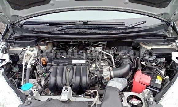 Acheter Occasion Voiture Honda Fit Gris à Beitbridge, Matabeleland South Acheter Occasion Voiture Honda Fit Gris à Beitbridge, Matabeleland South