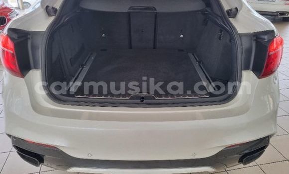 Acheter Occasion Voiture BMW X6 M Blanc à Beitbridge, Matabeleland South Acheter Occasion Voiture BMW X6 M Blanc à Beitbridge, Matabeleland South