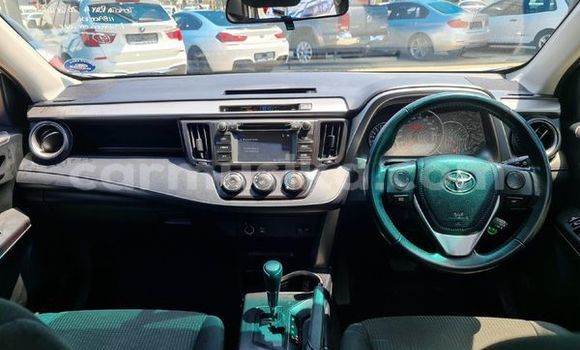 Nunua Ilio tumika Toyota RAV4 Nyeupe Gari ndani ya Beitbridge nchini Matabeleland Kusini Nunua Ilio tumika Toyota RAV4 Nyeupe Gari ndani ya Beitbridge nchini Matabeleland Kusini