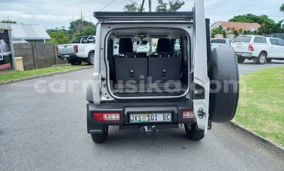 Buy Used Suzuki Jimny Silver Car in Beitbridge in Matabeleland South Buy Used Suzuki Jimny Silver Car in Beitbridge in Matabeleland South