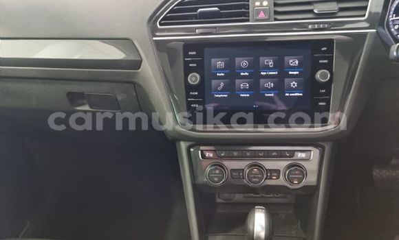 Acheter Occasion Voiture Volkswagen Tiguan Blanc à Beitbridge, Matabeleland South Acheter Occasion Voiture Volkswagen Tiguan Blanc à Beitbridge, Matabeleland South