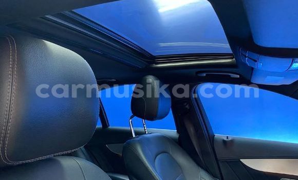 Nunua Ilio tumika Mercedes-Benz C-Classe Nyeupe Gari ndani ya Beitbridge nchini Matabeleland Kusini Nunua Ilio tumika Mercedes-Benz C-Classe Nyeupe Gari ndani ya Beitbridge nchini Matabeleland Kusini