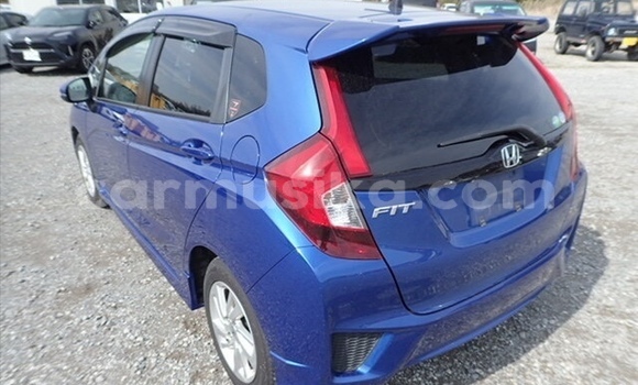 Acheter Occasion Voiture Honda Fit Bleu à Beitbridge, Matabeleland South Acheter Occasion Voiture Honda Fit Bleu à Beitbridge, Matabeleland South