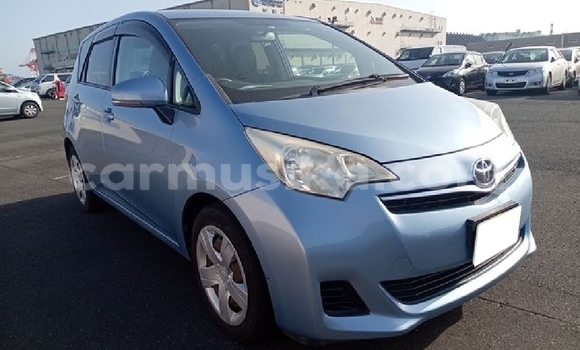 Tenga Tsaru Toyota Ractis Bhuruu Mota in Beitbridge in Matabeleland South