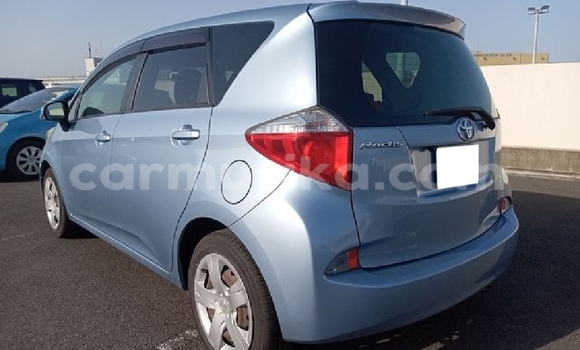 Acheter Occasion Voiture Toyota Ractis Bleu à Beitbridge, Matabeleland South Acheter Occasion Voiture Toyota Ractis Bleu à Beitbridge, Matabeleland South