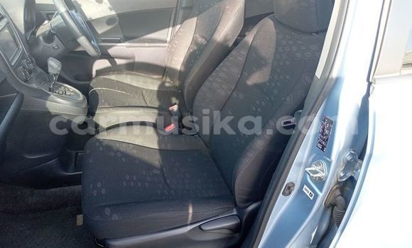 Acheter Occasion Voiture Toyota Ractis Bleu à Beitbridge, Matabeleland South Acheter Occasion Voiture Toyota Ractis Bleu à Beitbridge, Matabeleland South
