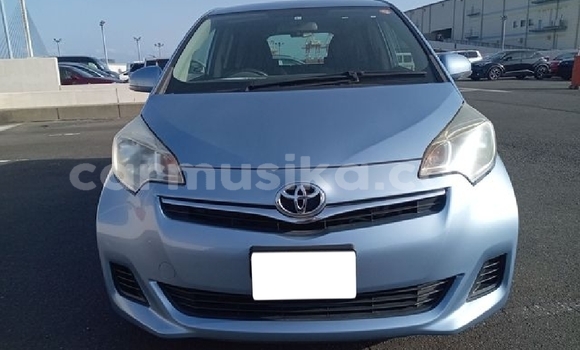 Acheter Occasion Voiture Toyota Ractis Bleu à Beitbridge, Matabeleland South Acheter Occasion Voiture Toyota Ractis Bleu à Beitbridge, Matabeleland South