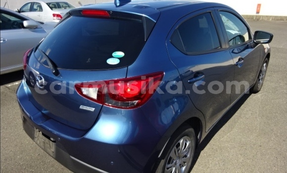 Acheter Occasion Voiture Mazda Demio Bleu à Beitbridge, Matabeleland South Acheter Occasion Voiture Mazda Demio Bleu à Beitbridge, Matabeleland South