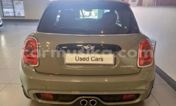 Acheter Occasion Voiture MINI Cooper Autre à Beitbridge, Matabeleland South Acheter Occasion Voiture MINI Cooper Autre à Beitbridge, Matabeleland South