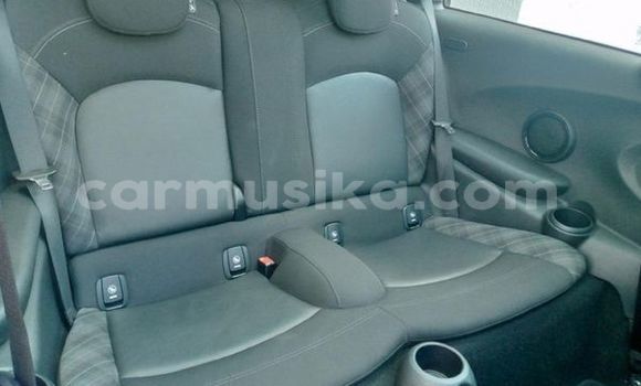 Acheter Occasion Voiture MINI Cooper Autre à Beitbridge, Matabeleland South Acheter Occasion Voiture MINI Cooper Autre à Beitbridge, Matabeleland South