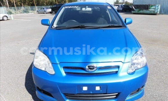 Acheter Occasion Voiture Toyota Runx Bleu à Beitbridge, Matabeleland South