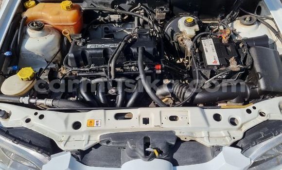 Acheter Occasion Voiture Ford Bronco Blanc à Beitbridge, Matabeleland South Acheter Occasion Voiture Ford Bronco Blanc à Beitbridge, Matabeleland South