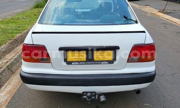 Acheter Occasion Voiture Toyota Corolla Blanc à Beitbridge, Matabeleland South Acheter Occasion Voiture Toyota Corolla Blanc à Beitbridge, Matabeleland South