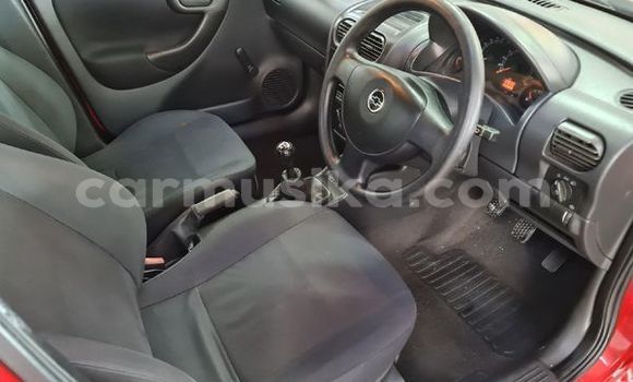 Acheter Occasion Voiture Chevrolet Corsa Rouge à Beitbridge, Matabeleland South Acheter Occasion Voiture Chevrolet Corsa Rouge à Beitbridge, Matabeleland South