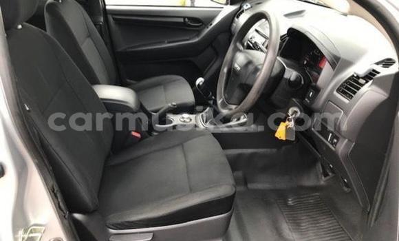 Acheter Occasion Voiture Isuzu D–MAX Gris à Beitbridge, Matabeleland South Acheter Occasion Voiture Isuzu D–MAX Gris à Beitbridge, Matabeleland South
