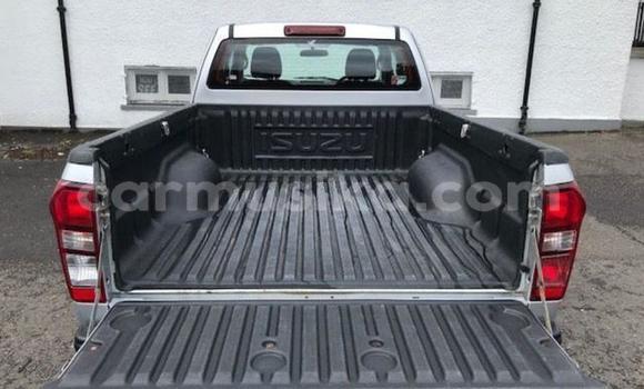 Acheter Occasion Voiture Isuzu D–MAX Gris à Beitbridge, Matabeleland South Acheter Occasion Voiture Isuzu D–MAX Gris à Beitbridge, Matabeleland South