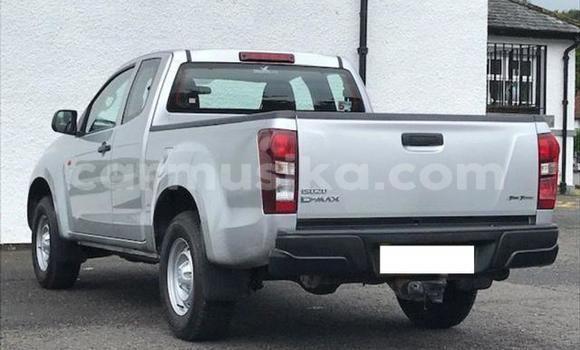 Acheter Occasion Voiture Isuzu D–MAX Gris à Beitbridge, Matabeleland South Acheter Occasion Voiture Isuzu D–MAX Gris à Beitbridge, Matabeleland South