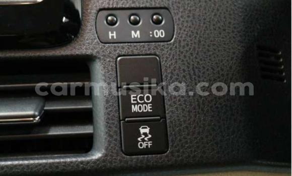 Tenga Tsaru Toyota Noah Zvimwe Mota in Beitbridge in Matabeleland South Tenga Tsaru Toyota Noah Zvimwe Mota in Beitbridge in Matabeleland South