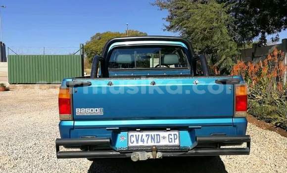 Tenga Tsaru Mazda B–series Zvimwe Mota in Beitbridge in Matabeleland South Tenga Tsaru Mazda B–series Zvimwe Mota in Beitbridge in Matabeleland South