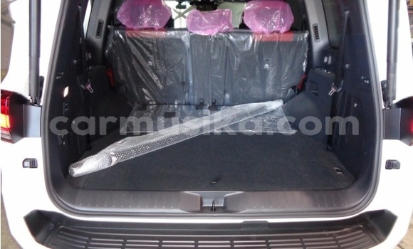 Acheter Occasion Voiture Toyota Land Cruiser Blanc à Beitbridge, Matabeleland South Acheter Occasion Voiture Toyota Land Cruiser Blanc à Beitbridge, Matabeleland South