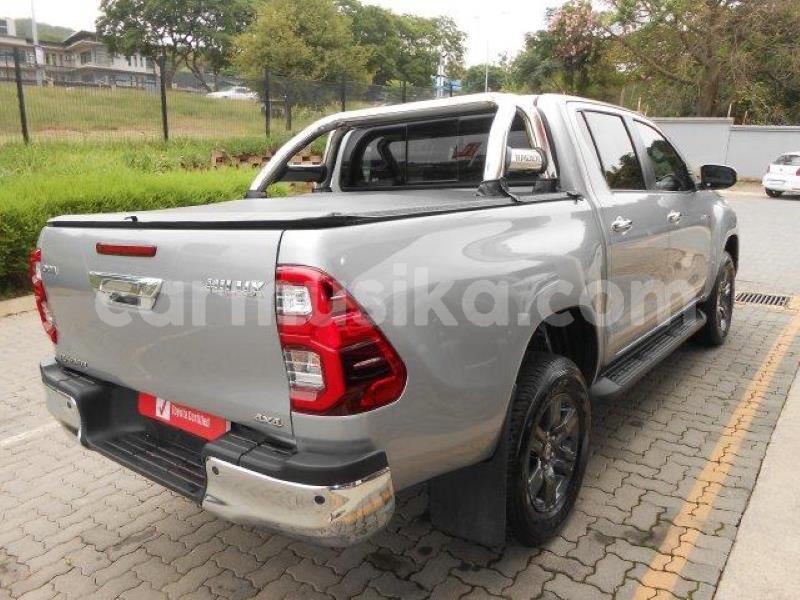 Big with watermark toyota hilux matabeleland south beitbridge 28755