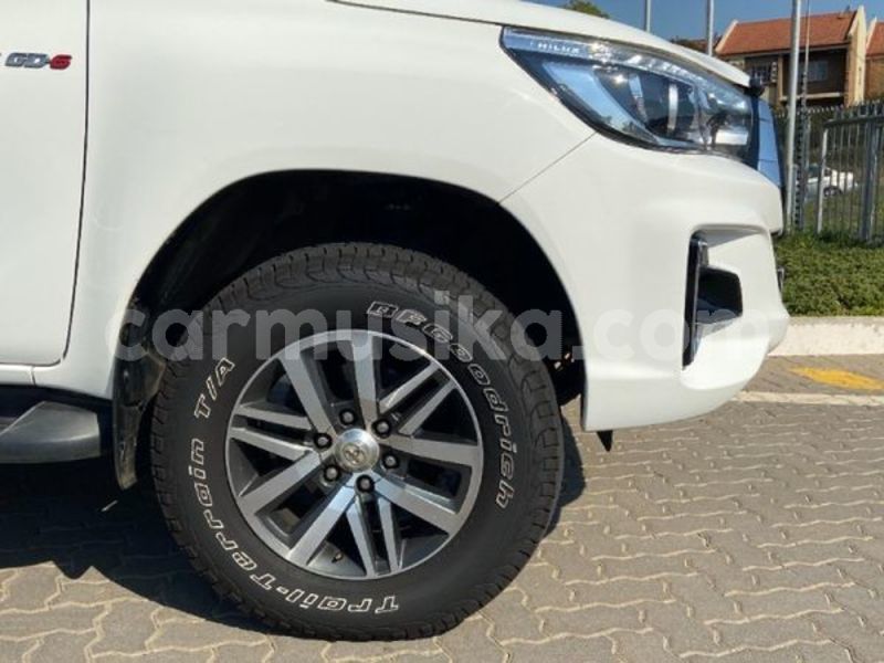 Big with watermark toyota hilux matabeleland south beitbridge 28757