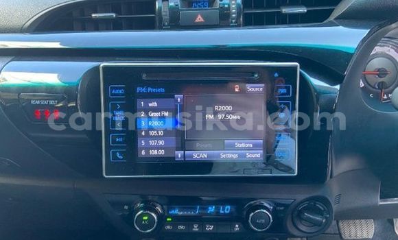 Tenga Tsaru Toyota Hilux Chena Mota in Beitbridge in Matabeleland South Tenga Tsaru Toyota Hilux Chena Mota in Beitbridge in Matabeleland South