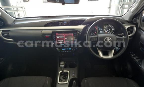 Acheter Occasion Voiture Toyota Hilux Blanc à Beitbridge, Matabeleland South Acheter Occasion Voiture Toyota Hilux Blanc à Beitbridge, Matabeleland South