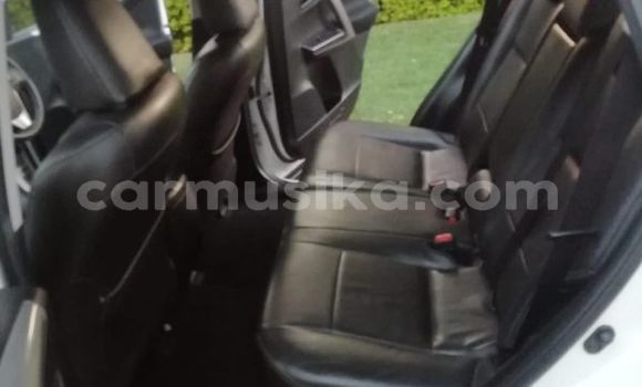 Tenga Tsaru Toyota RAV4 Chena Mota in Beitbridge in Matabeleland South Tenga Tsaru Toyota RAV4 Chena Mota in Beitbridge in Matabeleland South