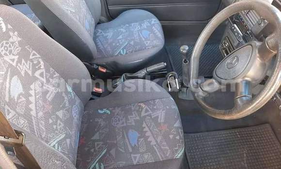 Tenga Tsaru Mazda 323 Zvimwe Mota in Beitbridge in Matabeleland South Tenga Tsaru Mazda 323 Zvimwe Mota in Beitbridge in Matabeleland South