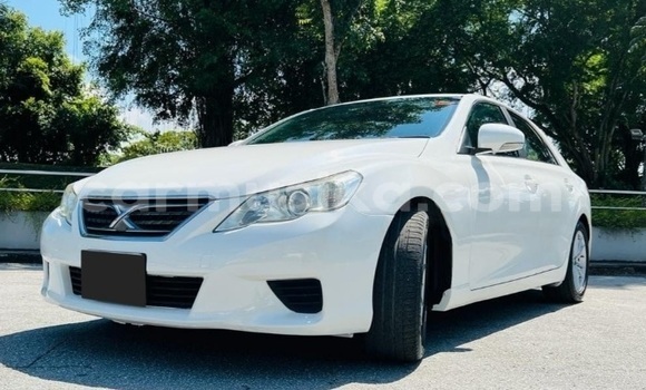 Tenga Tsaru Toyota Mark X Chena Mota in Beitbridge in Matabeleland South Tenga Tsaru Toyota Mark X Chena Mota in Beitbridge in Matabeleland South