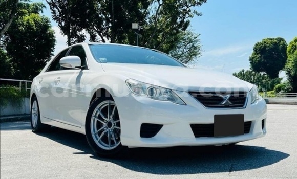 Tenga Tsaru Toyota Mark X Chena Mota in Beitbridge in Matabeleland South Tenga Tsaru Toyota Mark X Chena Mota in Beitbridge in Matabeleland South