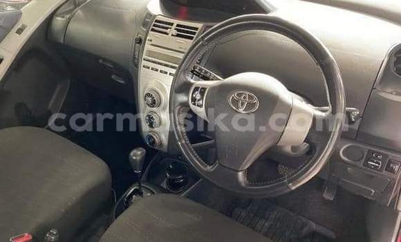 Buy Used Toyota Yaris Red Car in Beitbridge in Matabeleland South Buy Used Toyota Yaris Red Car in Beitbridge in Matabeleland South