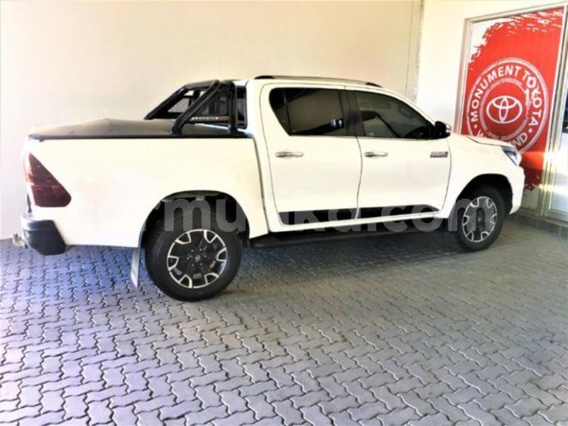 Big with watermark toyota hilux matabeleland south beitbridge 28772