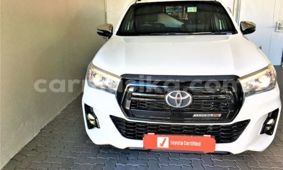 Nunua Ilio tumika Toyota Hilux Nyeupe Gari ndani ya Beitbridge nchini Matabeleland Kusini Nunua Ilio tumika Toyota Hilux Nyeupe Gari ndani ya Beitbridge nchini Matabeleland Kusini