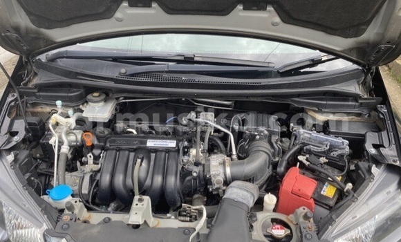 Nunua Ilio tumika Honda Fit Nyeusi Gari ndani ya Beitbridge nchini Matabeleland Kusini Nunua Ilio tumika Honda Fit Nyeusi Gari ndani ya Beitbridge nchini Matabeleland Kusini