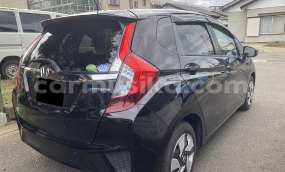 Nunua Ilio tumika Honda Fit Nyeusi Gari ndani ya Beitbridge nchini Matabeleland Kusini Nunua Ilio tumika Honda Fit Nyeusi Gari ndani ya Beitbridge nchini Matabeleland Kusini