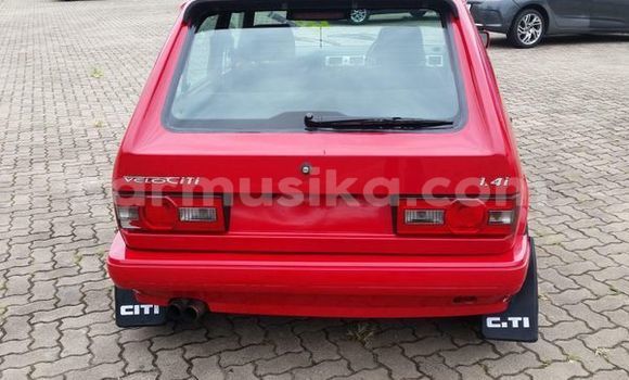 Acheter Occasion Voiture Volkswagen Golf Rouge à Beitbridge, Matabeleland South Acheter Occasion Voiture Volkswagen Golf Rouge à Beitbridge, Matabeleland South